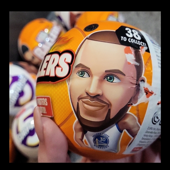Zuru NBA Ballers Surprise Balls Set - Picture 9 of 16